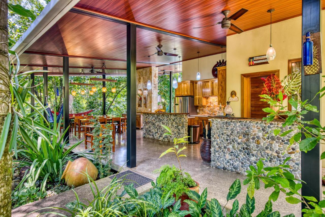 Villas Pina - Adults Only Puerto Viejo de Talamanca ภายนอก รูปภาพ